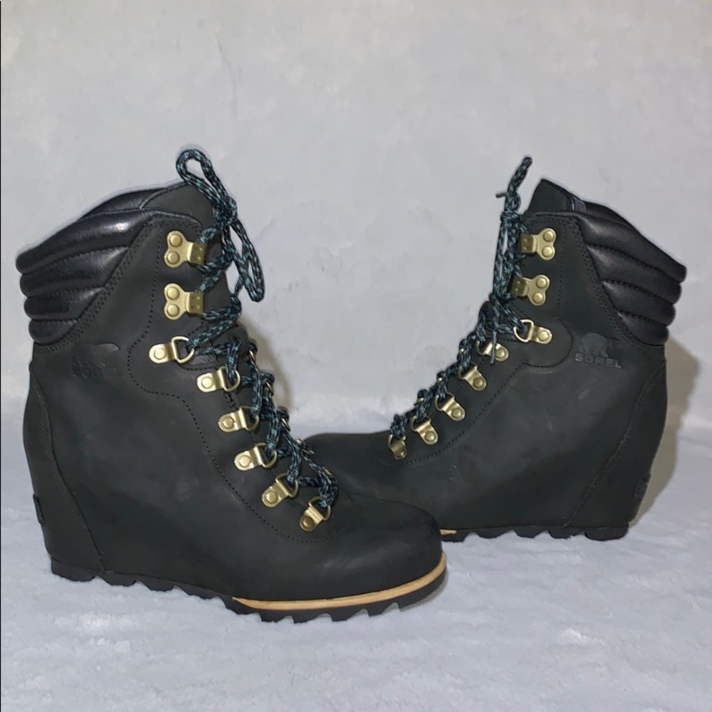 Sorel Conquest Wedge Boots Sz 7.5
